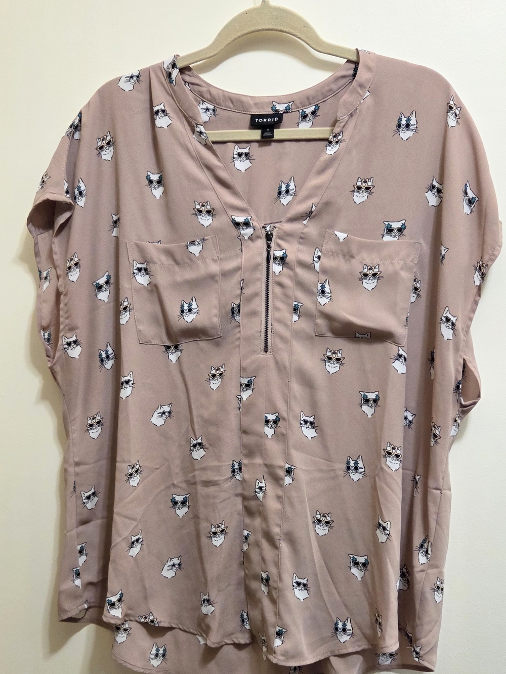 Torrid Blush Cat-Print Zip Front Georgette Blouse 1X
